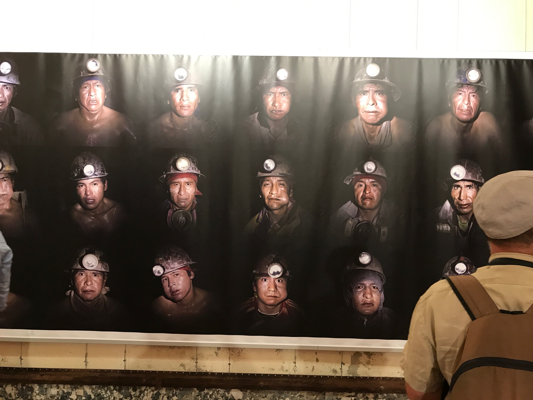 Exposició sobre els miners de Potosí (Bolívia) al Convent dels Mínims de Perpinyà, dins del Visa pour l'Image