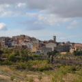 Vista de Juncosa de les Garrigues, mig del món segons la llegenda. Font: Wikimedia Commons