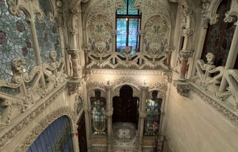 La Casa Navàs: entre vitralls i mosaics